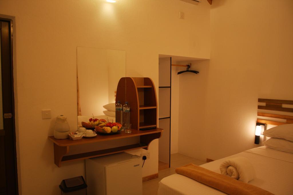 Relax Residence Thoddoo Maldives Bagian luar foto